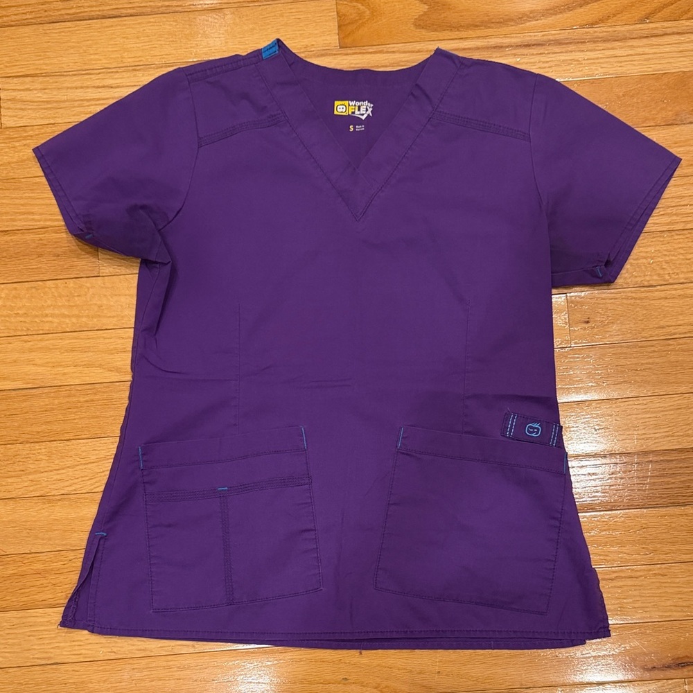 WonderWink Women's Purple Scrub Top